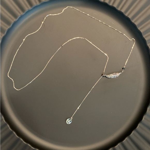 Lariat Diamond Leaf Necklace - Picture 2 of 10